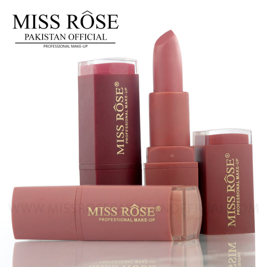 pink lipstick 